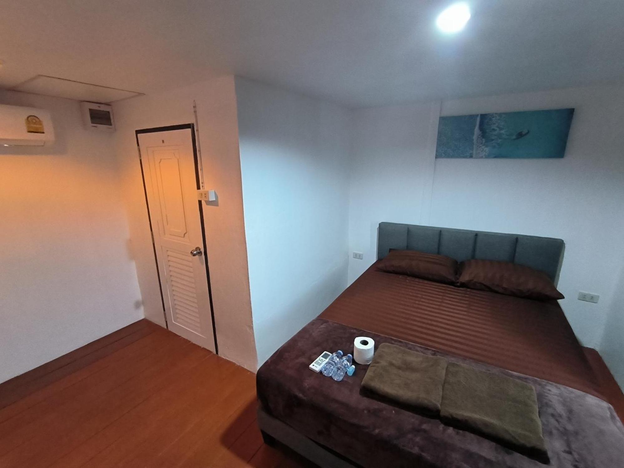 Golden Beach Resort Koh Phangan Ban Tai Room photo